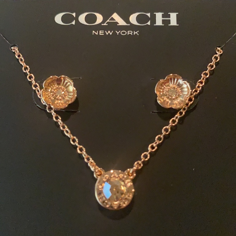 NWT: Coach Circle Necklace and Tea Rose Stud Set
